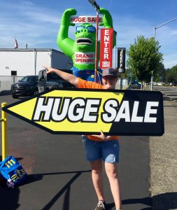 Seattle Sign Spinners promote Milam Mazda in Puyallup. The Best Sign Spinners in Seattle, Miami, Los Angeles and Portland